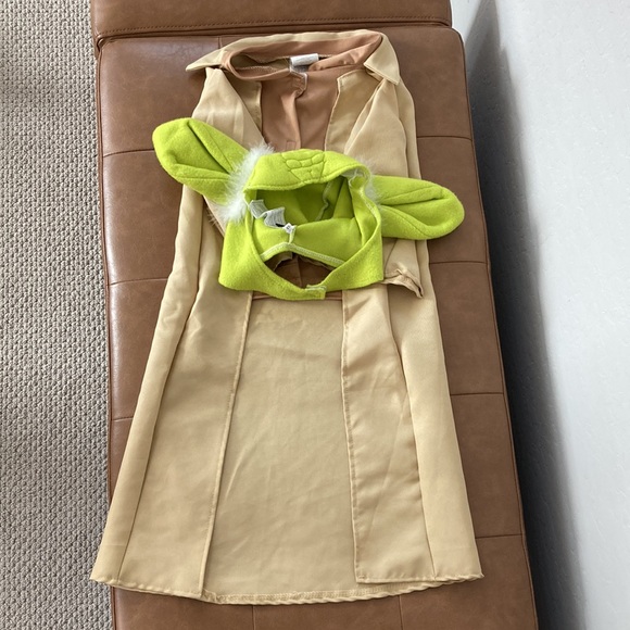Yoda Pet Costume - Picture 2 of 5